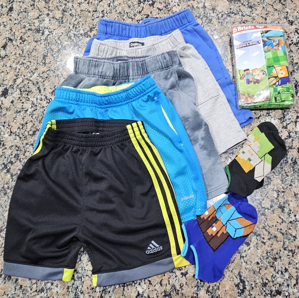 Boy's Essentials Size 6 Set